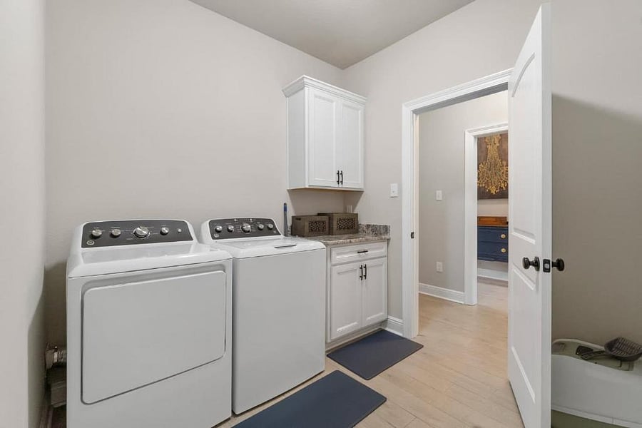 Furnished Finder property 1038630_1 photo 15