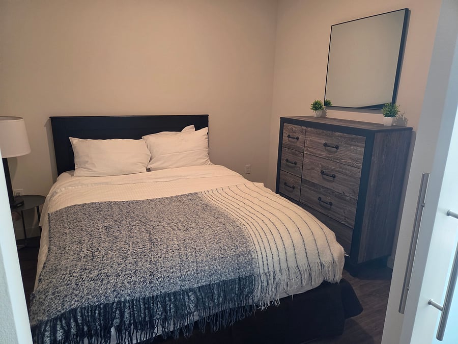 Furnished Finder property 1038658_1 photo 15