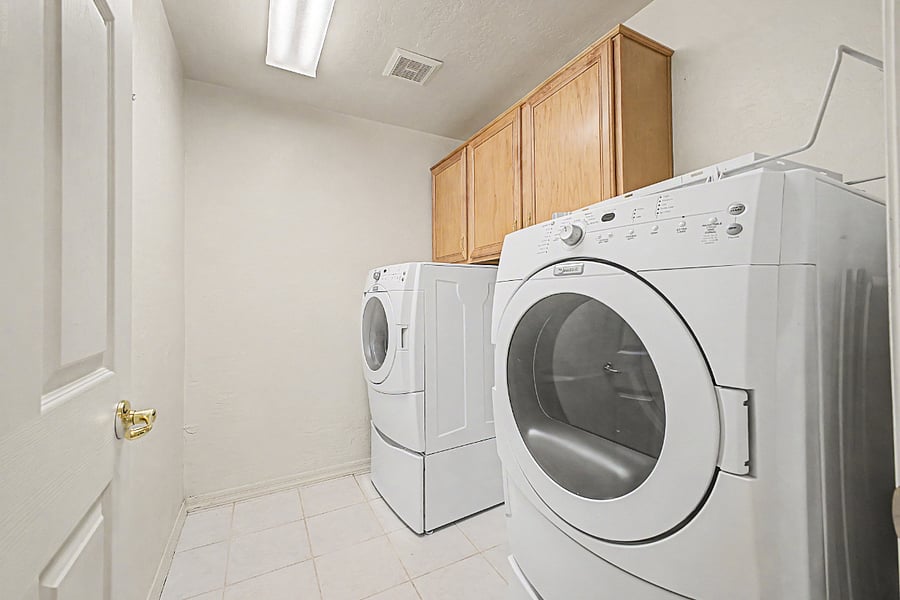 Furnished Finder property 1038665_1 photo 10