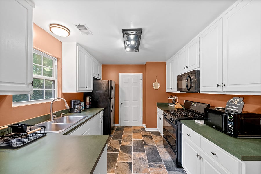 Furnished Finder property 1038713_1 photo 8