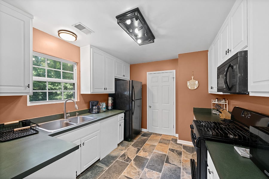 Furnished Finder property 1038713_1 photo 9
