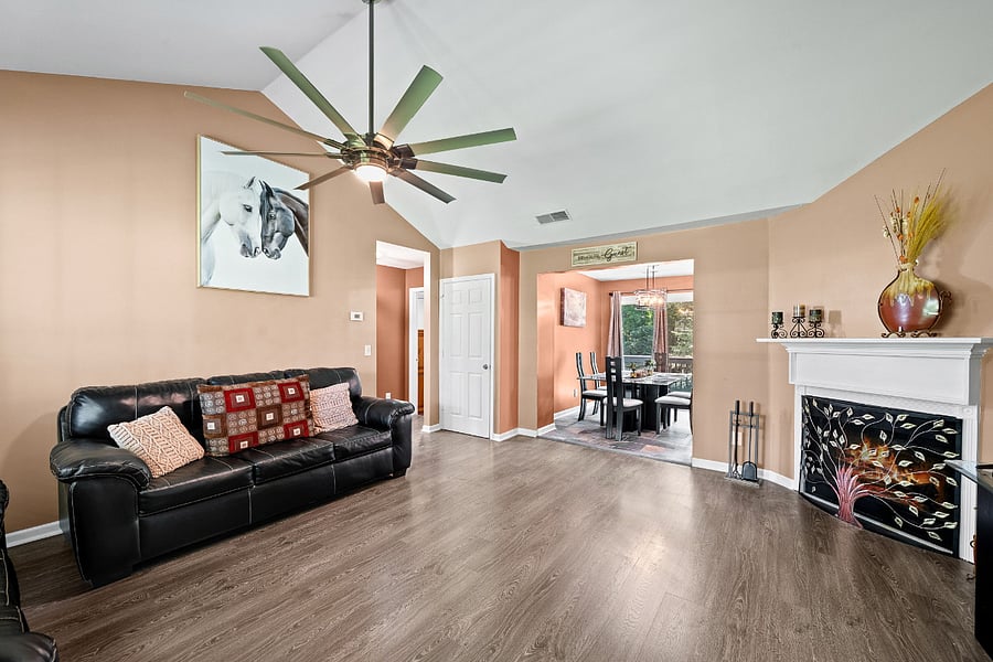 Furnished Finder property 1038713_1 photo 3