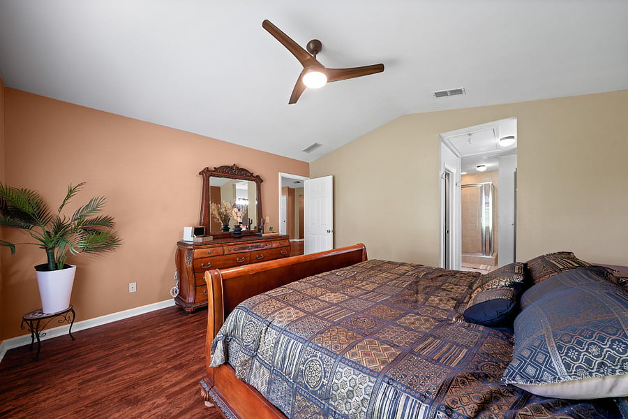 Furnished Finder property 1038713_1 photo 12