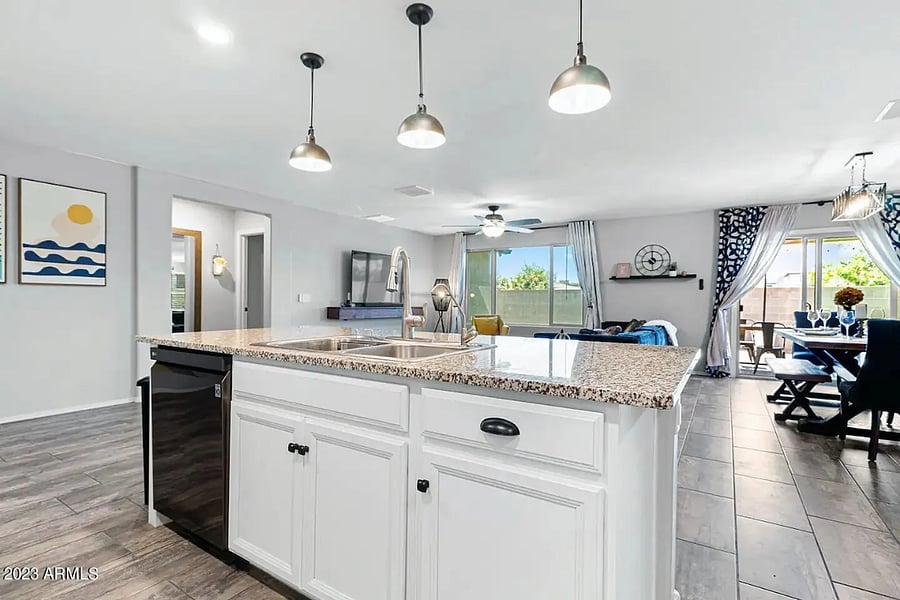 Furnished Finder property 1038717_1 photo 2