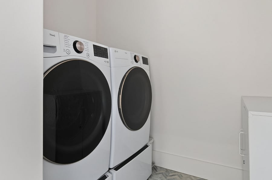 Furnished Finder property 1038738_1 photo 26