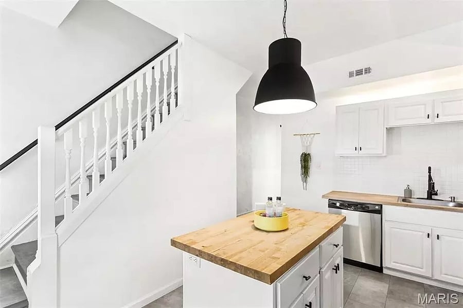 Furnished Finder property 1038740_1 photo 12