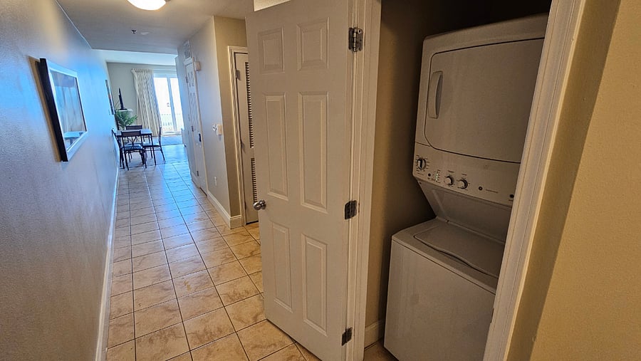 Furnished Finder property 1038767_1 photo 26