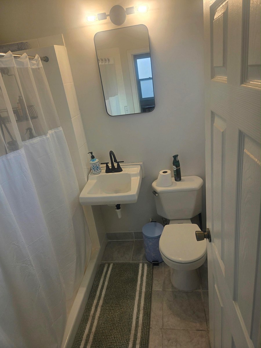 Furnished Finder property 1038777_1 photo 7