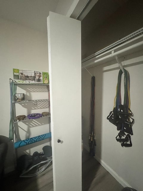 Furnished Finder property 1038779_1 photo 27