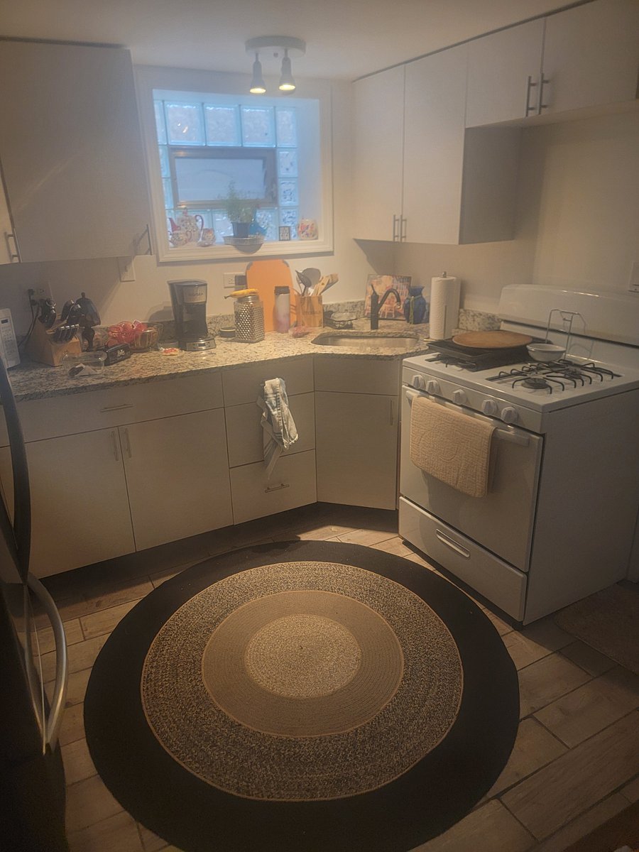 Furnished Finder property 1038808_1 photo 3