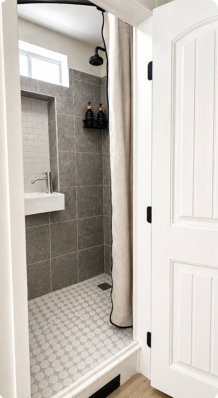 Furnished Finder property 1038818_1 photo 9