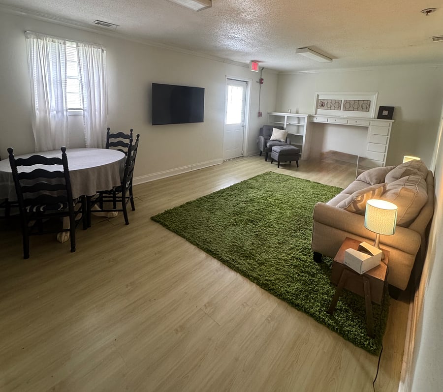 Spacious Living/Dining room