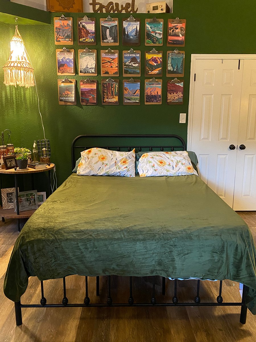 Furnished Finder property 1038826_1 photo 12