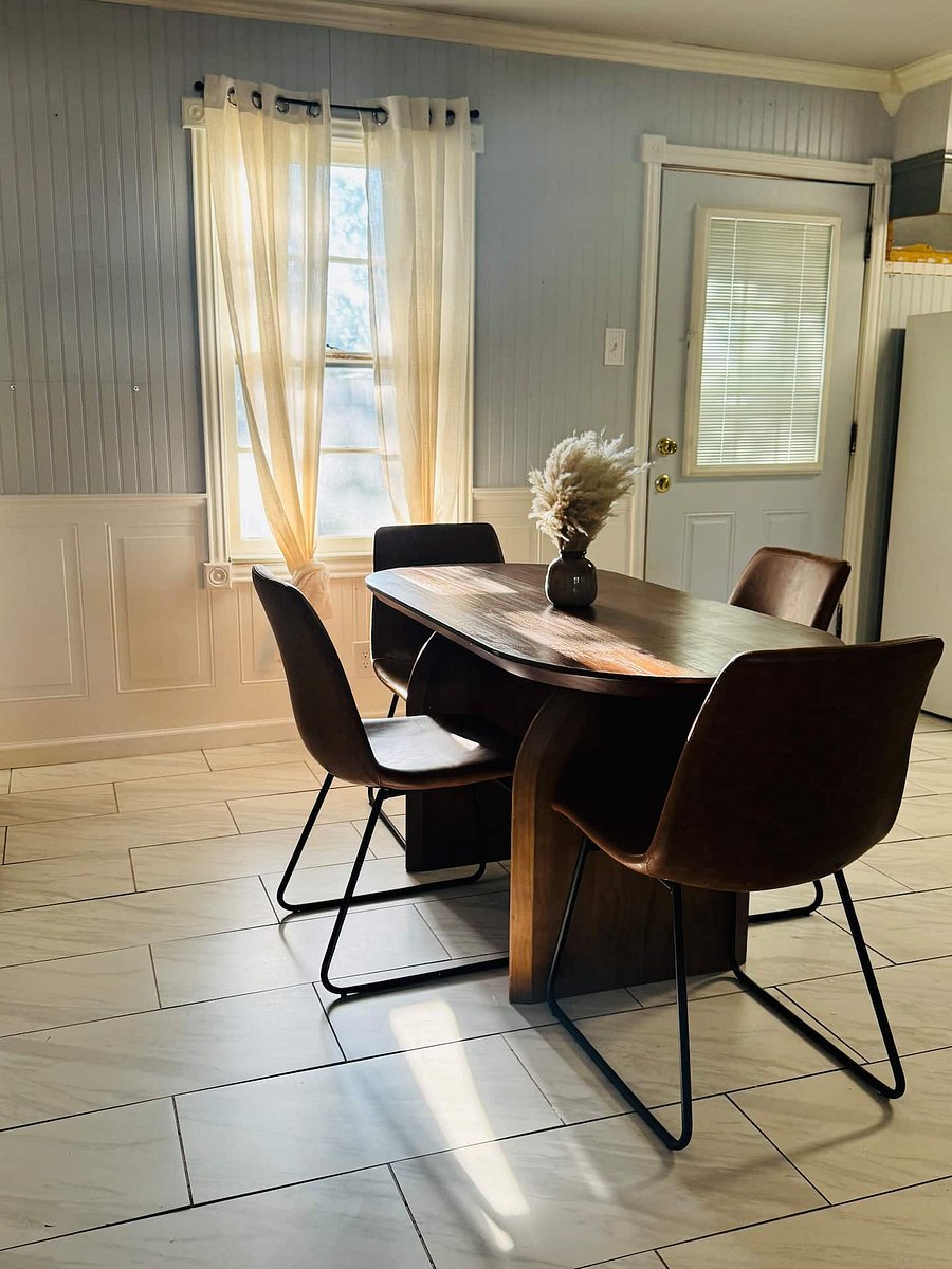 Furnished Finder property 1038828_1 photo 2