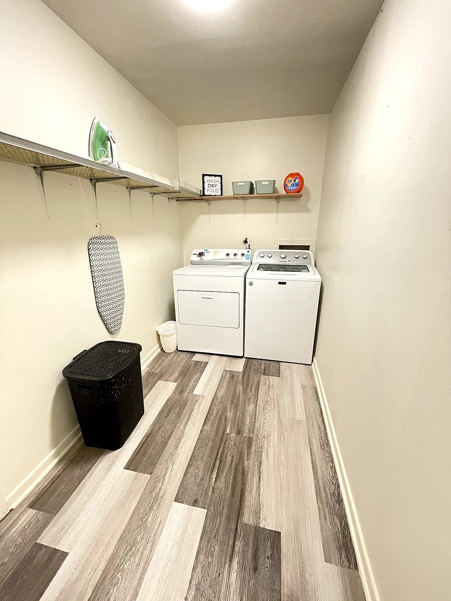 Furnished Finder property 1038829_1 photo 12
