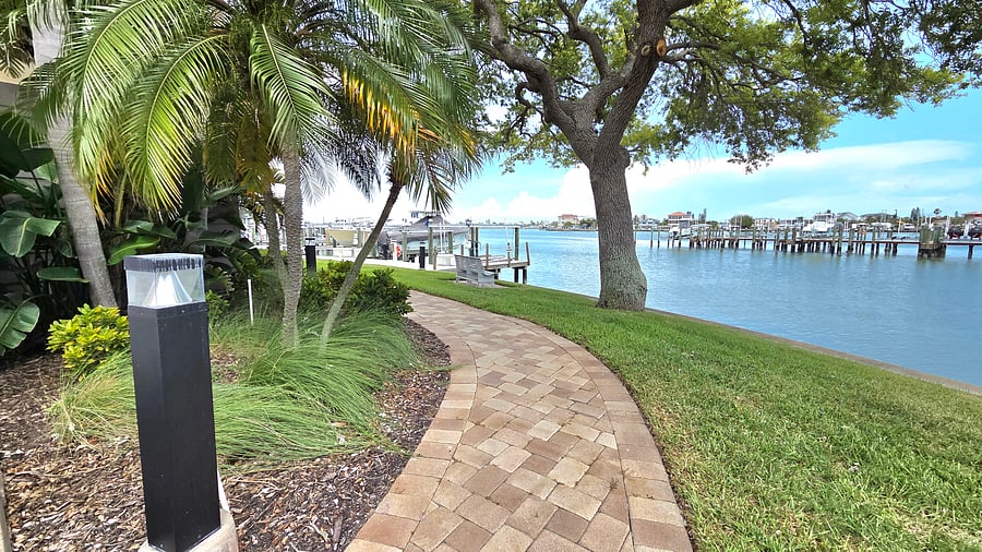 Furnished Finder property 1038844_1 photo 48