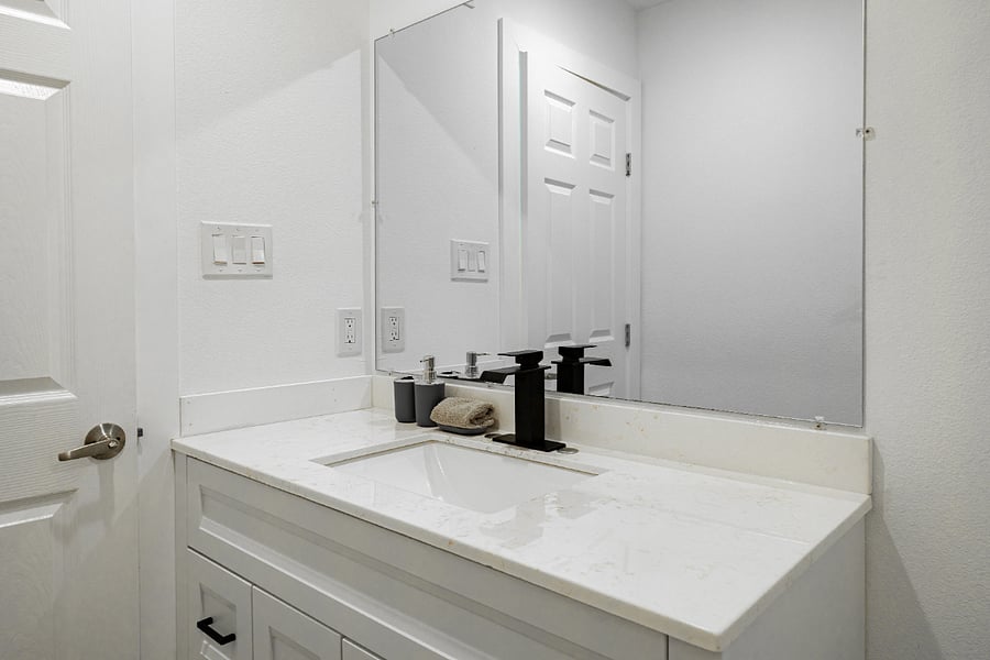 Furnished Finder property 1038846_1 photo 14