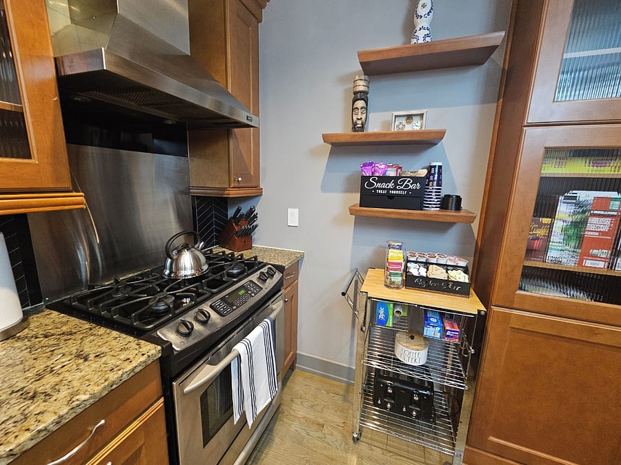 Furnished Finder property 1038860_1 photo 13