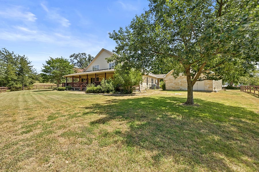 Furnished Finder property 1038871_1 photo 33