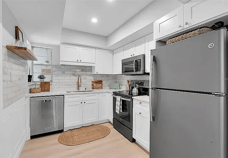Furnished Finder property 1038880_1 photo 11