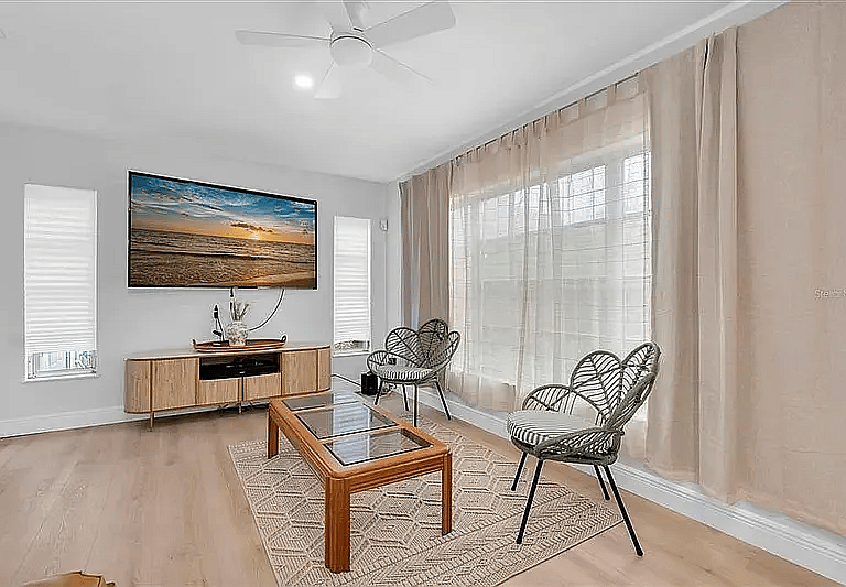Furnished Finder property 1038880_1 photo 17