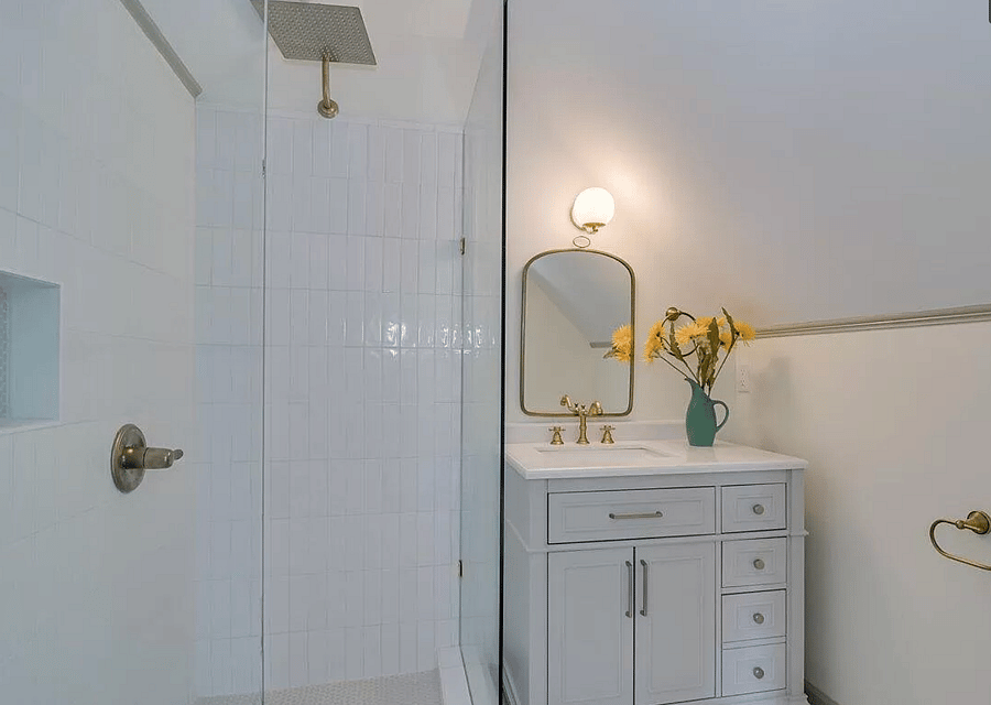 Ensuite bathroom