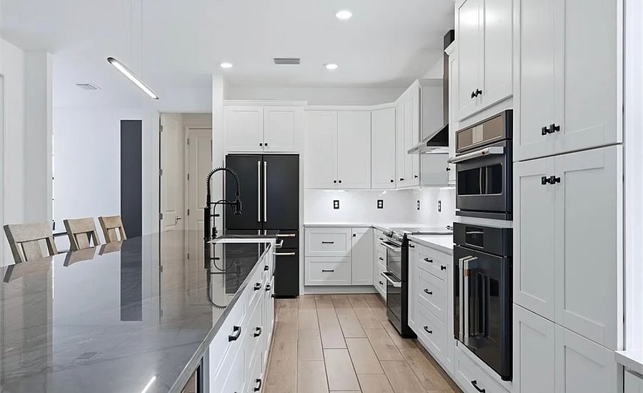 Furnished Finder property 1038889_1 photo 3