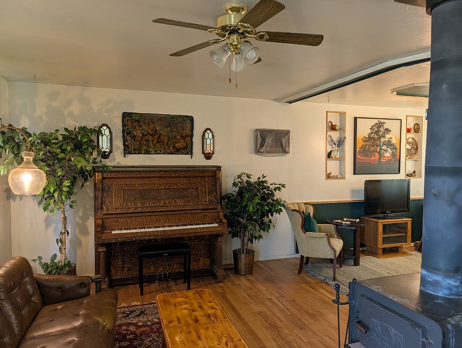 Furnished Finder property 1038890_1 photo 1