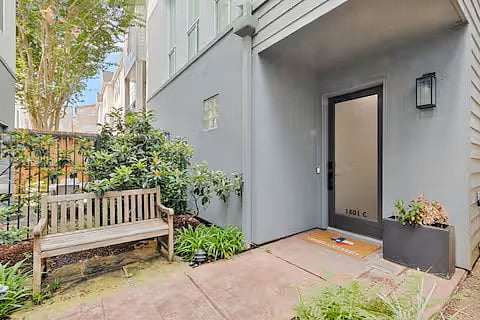 Furnished Finder property 1038891_1 photo 27