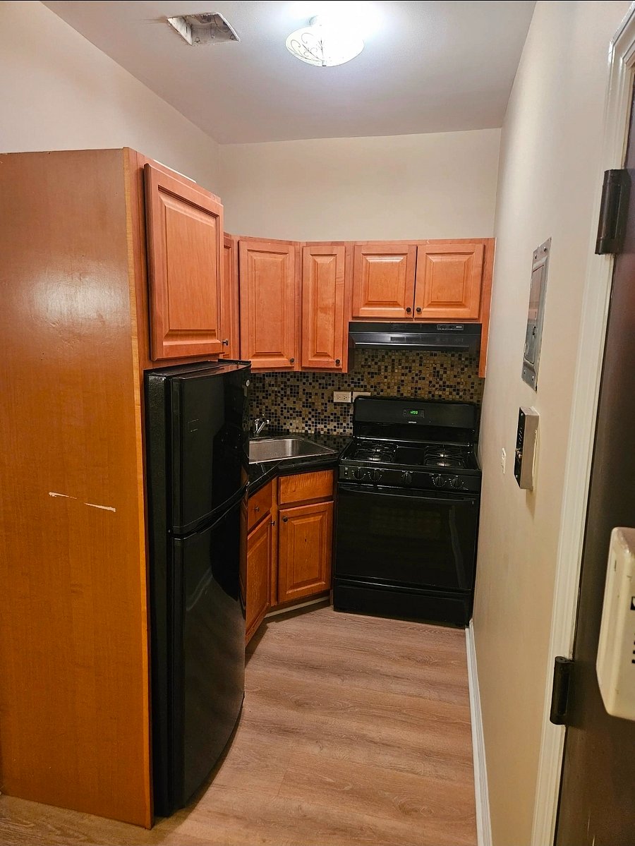 Furnished Finder property 1038902_1 photo 3