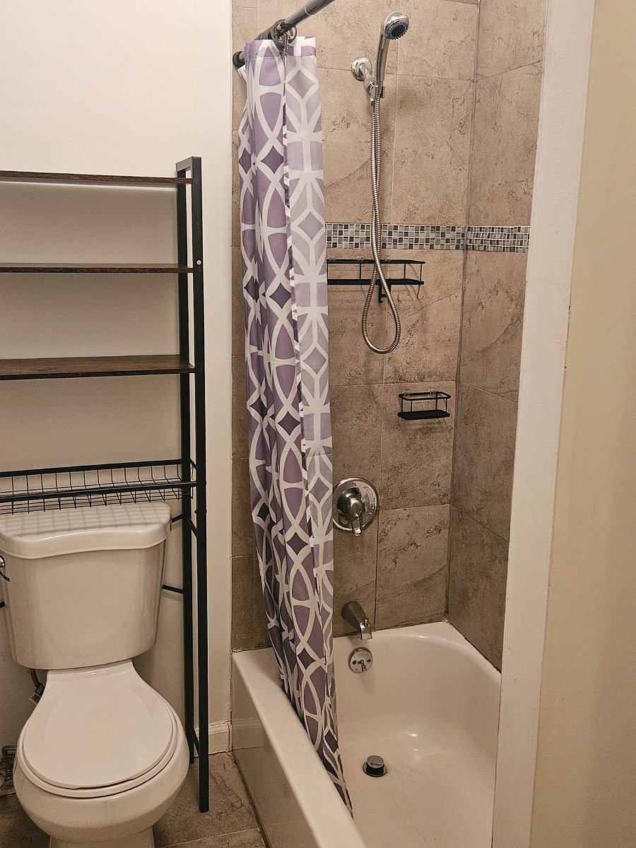 Furnished Finder property 1038902_1 photo 8