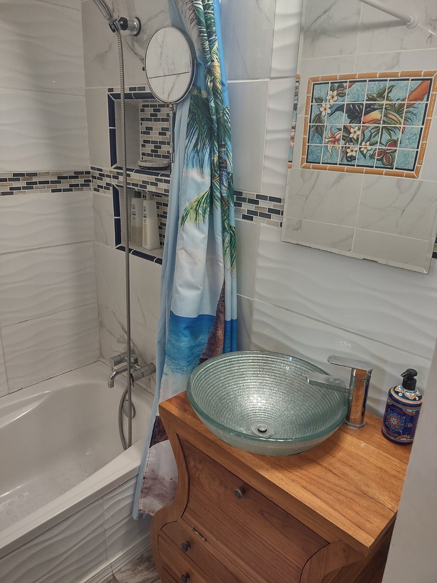 Furnished Finder property 1038923_1 photo 13