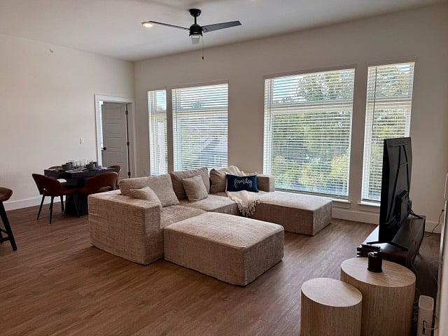 Furnished Finder property 1038928_1 photo 1