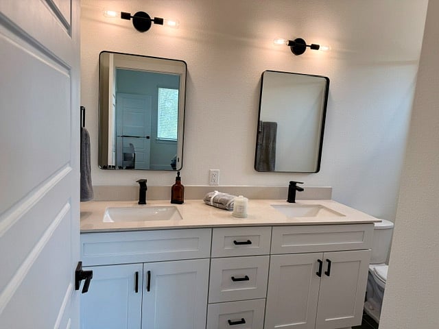 Furnished Finder property 1038928_1 photo 2