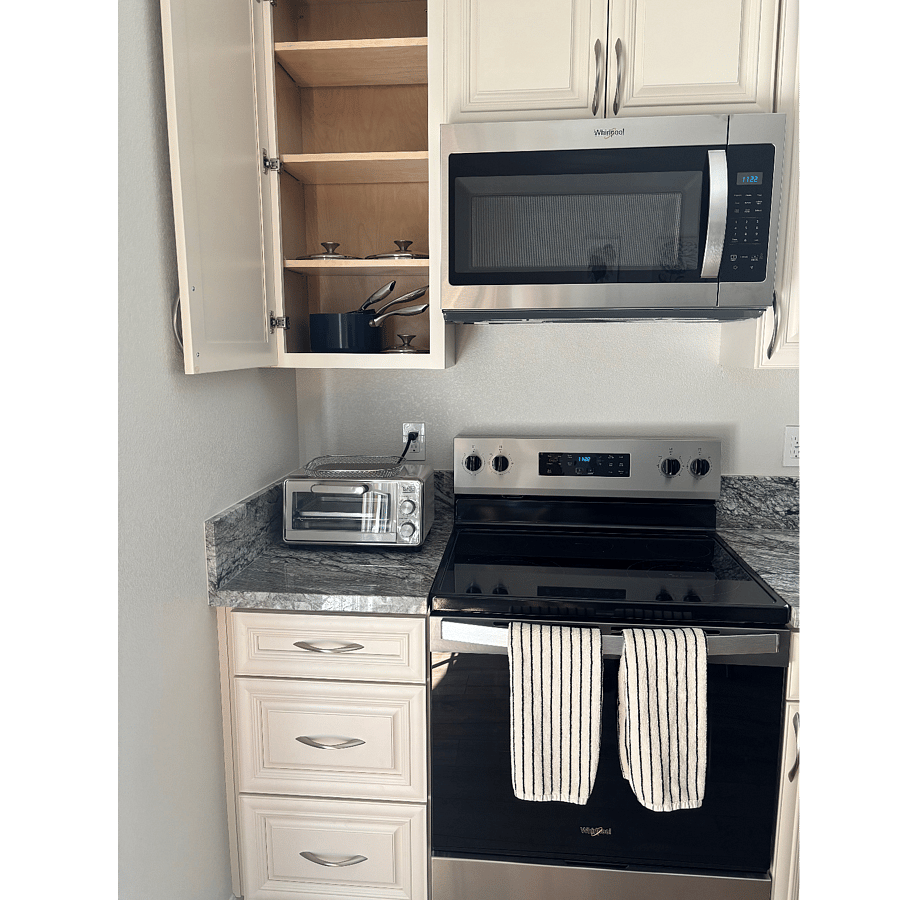 Furnished Finder property 1038930_1 photo 17