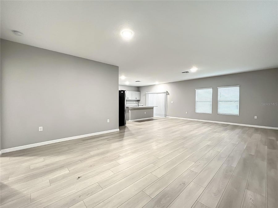 Furnished Finder property 1038932_1 photo 3