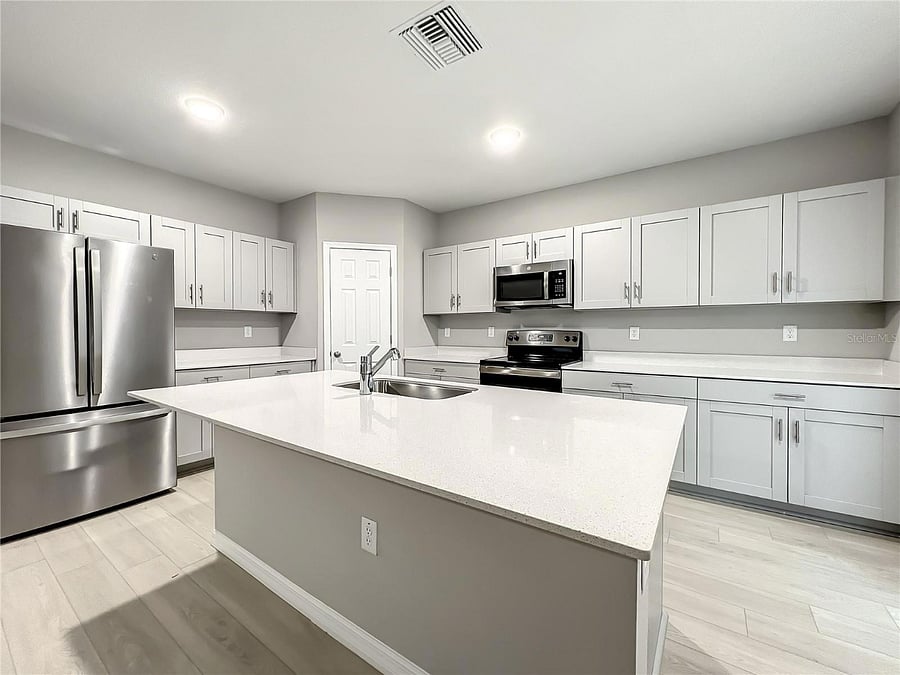 Furnished Finder property 1038932_1 photo 4