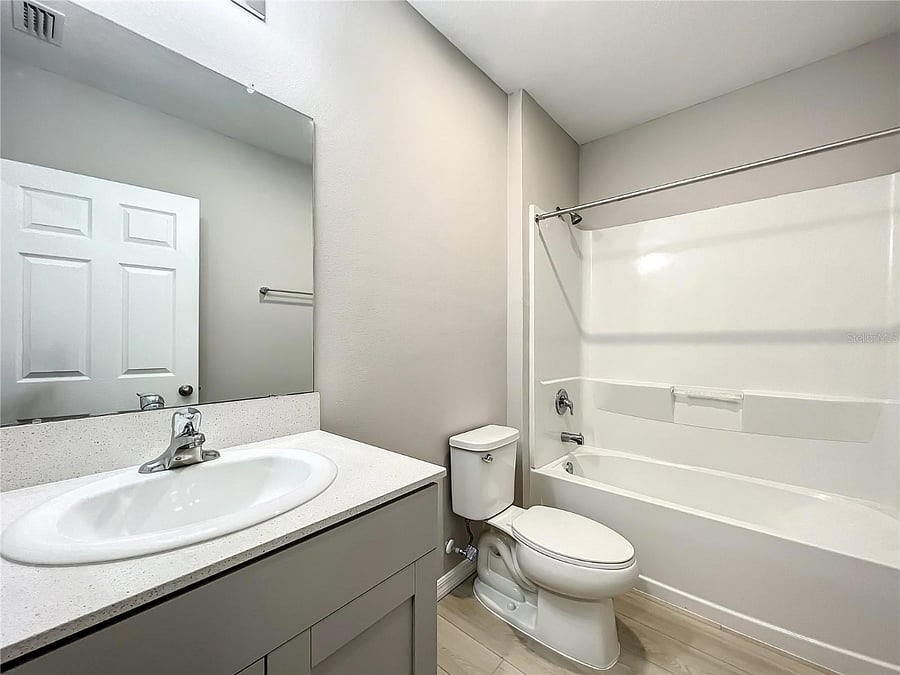 Furnished Finder property 1038932_1 photo 23