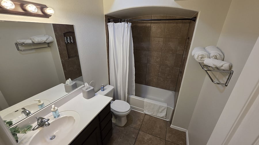 Furnished Finder property 1038937_1 photo 11