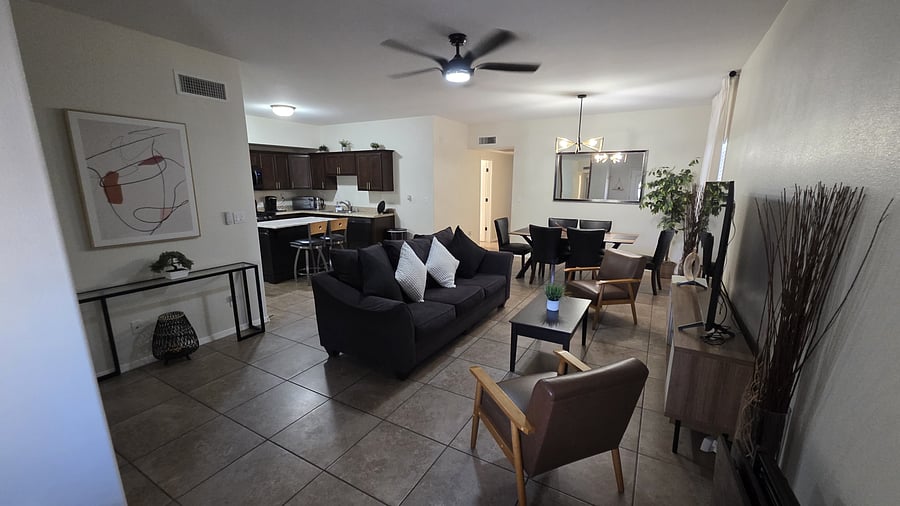 Furnished Finder property 1038937_1 photo 3