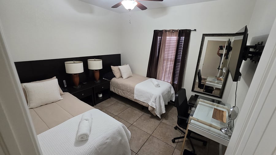 Furnished Finder property 1038937_1 photo 18