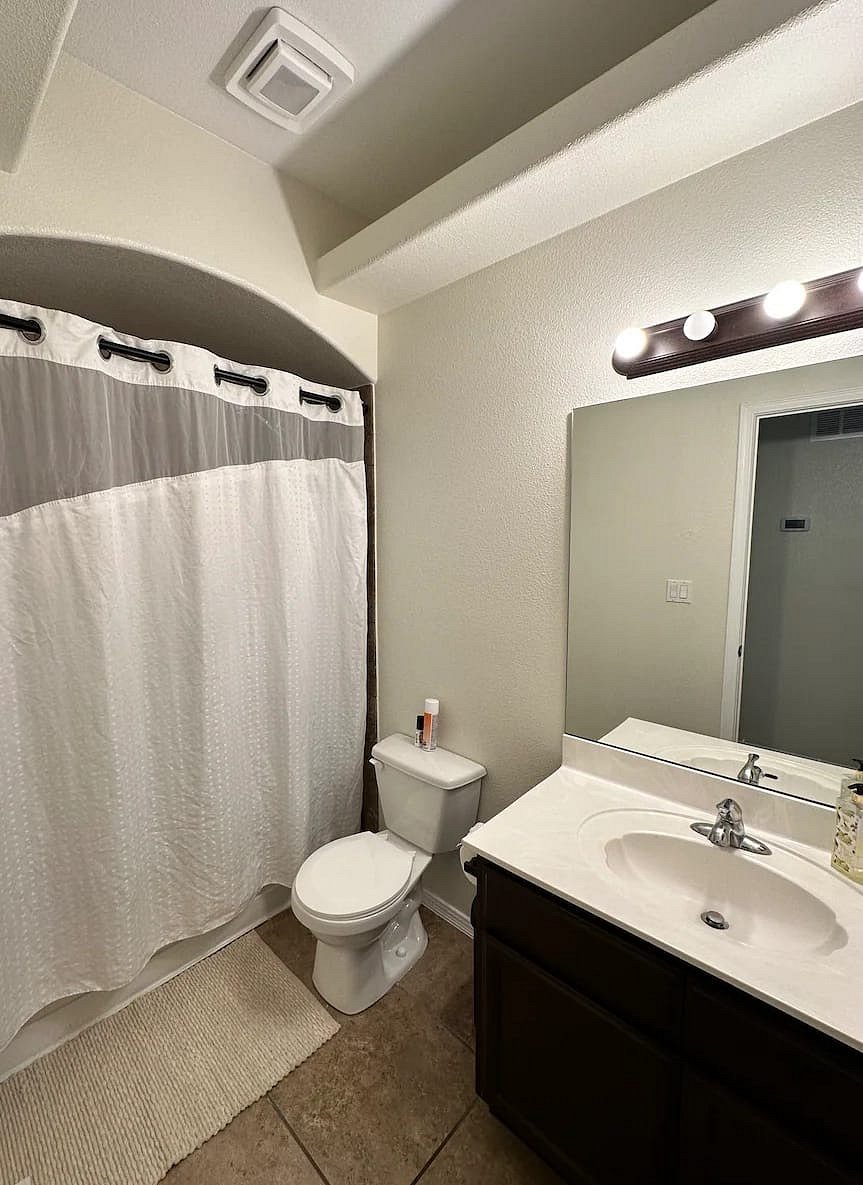Furnished Finder property 1038937_1 photo 22