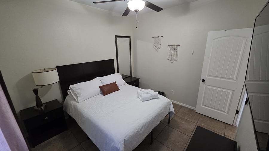 Furnished Finder property 1038937_1 photo 21