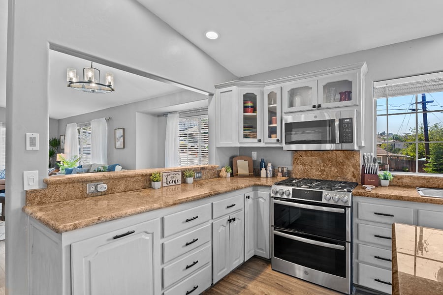 Furnished Finder property 1038982_1 photo 12