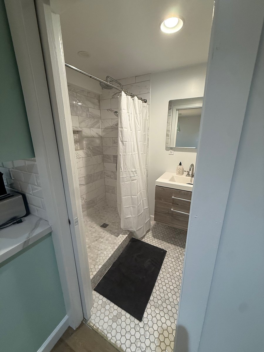 Furnished Finder property 1038984_1 photo 10
