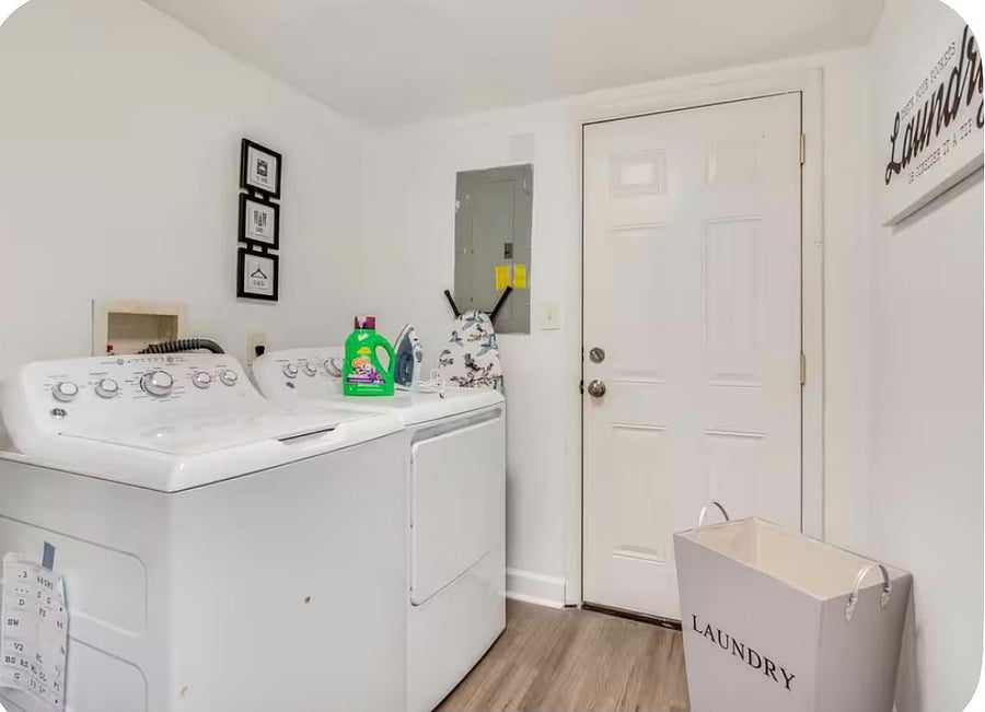 Furnished Finder property 1038991_1 photo 24