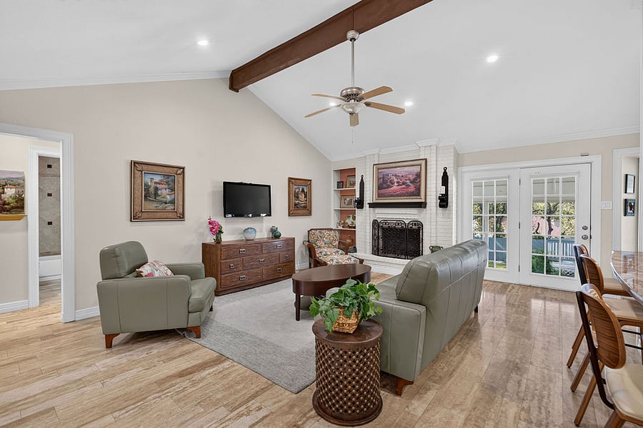 Furnished Finder property 1039033_1 photo 3