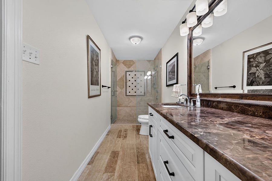 Primary Suite Bath