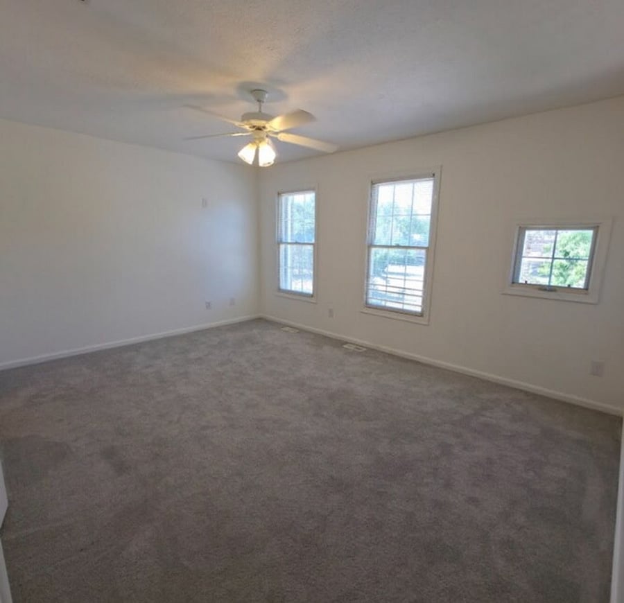 Primary bedroom 1