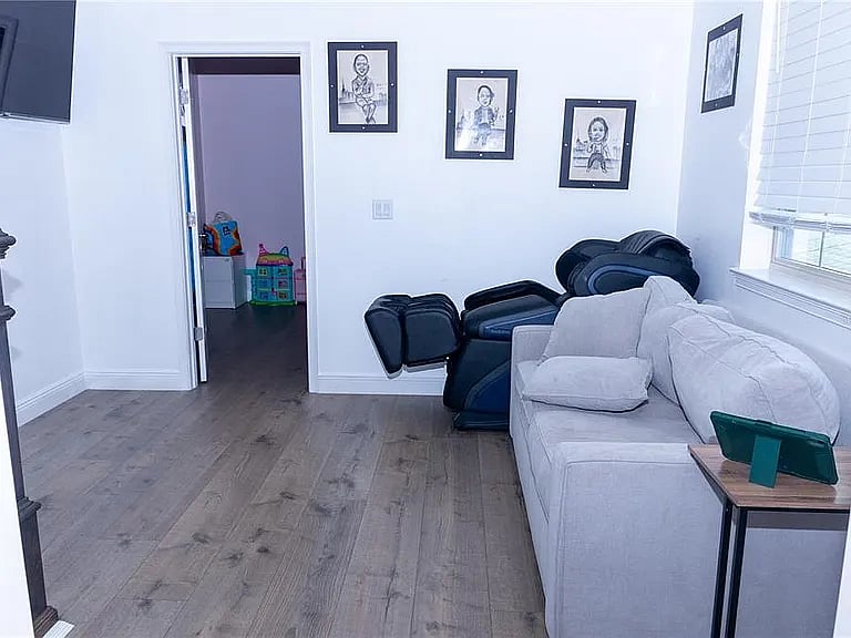 Furnished Finder property 1039053_1 photo 3